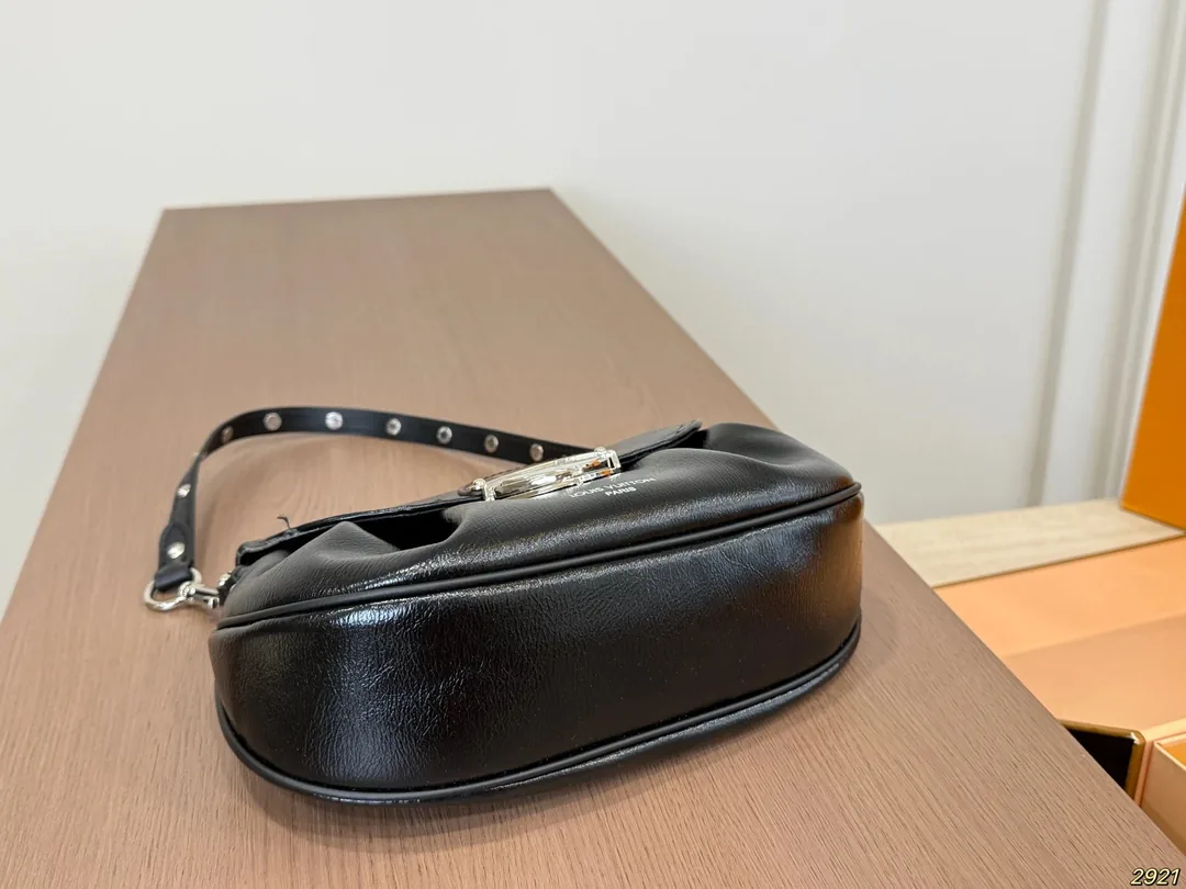 Louis Vuitton Beverly Bag — Zdjęcie 7
