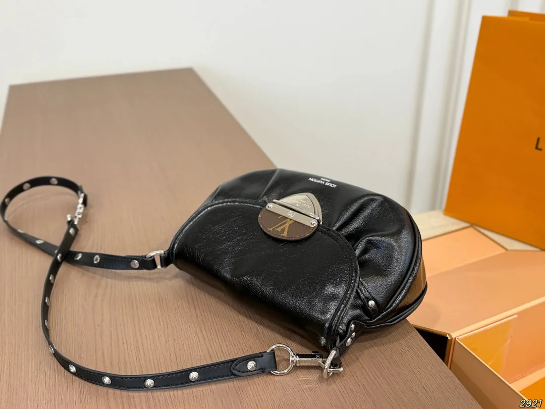Louis Vuitton Beverly Bag — Zdjęcie 10