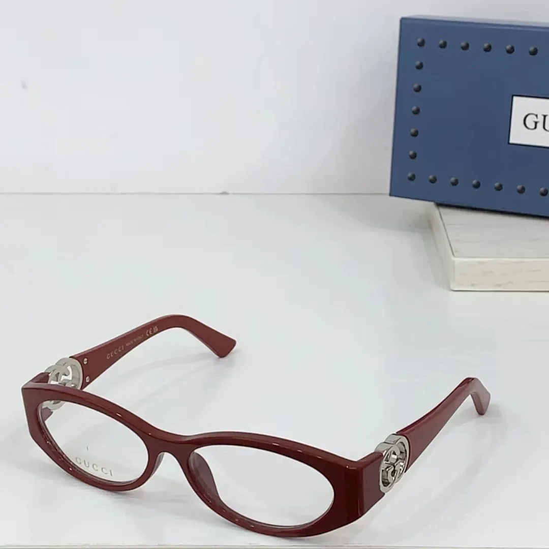 Classic Logo Accessory — Zdjęcie 11