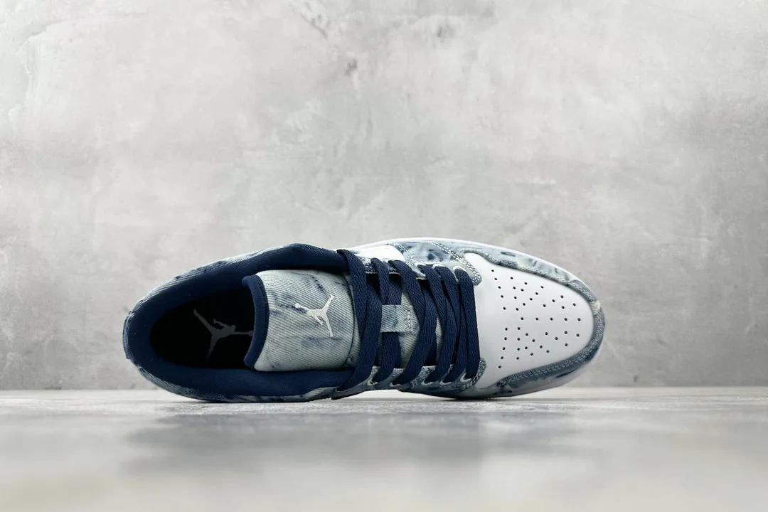 Air Jordan 1 Low Washed Denim — photo 3
