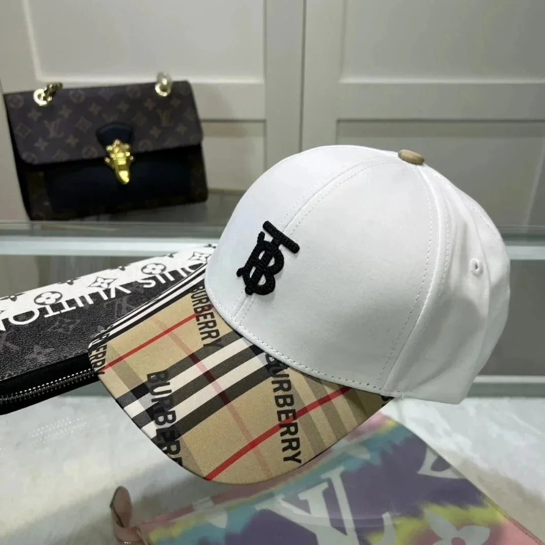 Streetwear Cap — QC