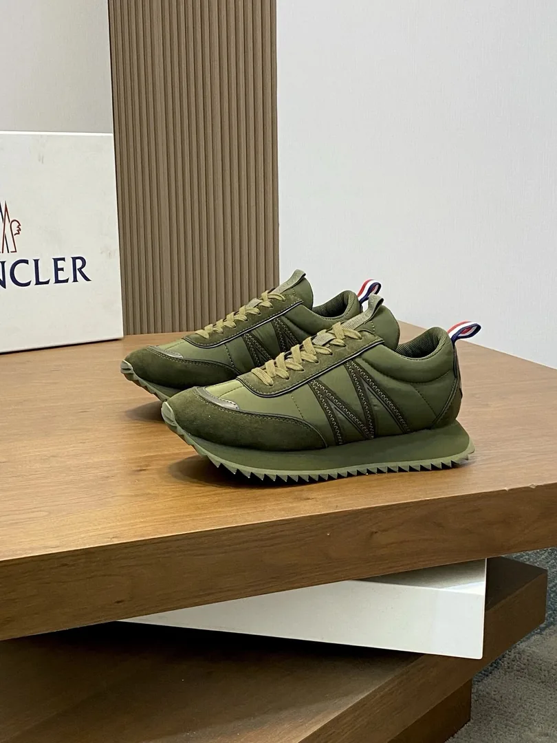 New Balance Zebra Print Leather Trainers — Photo 4