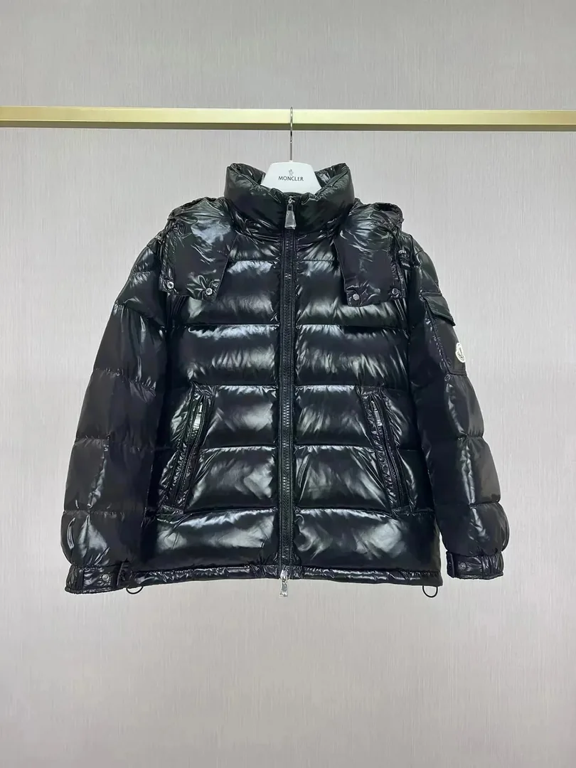 Women's Down Jacket — Photo 15