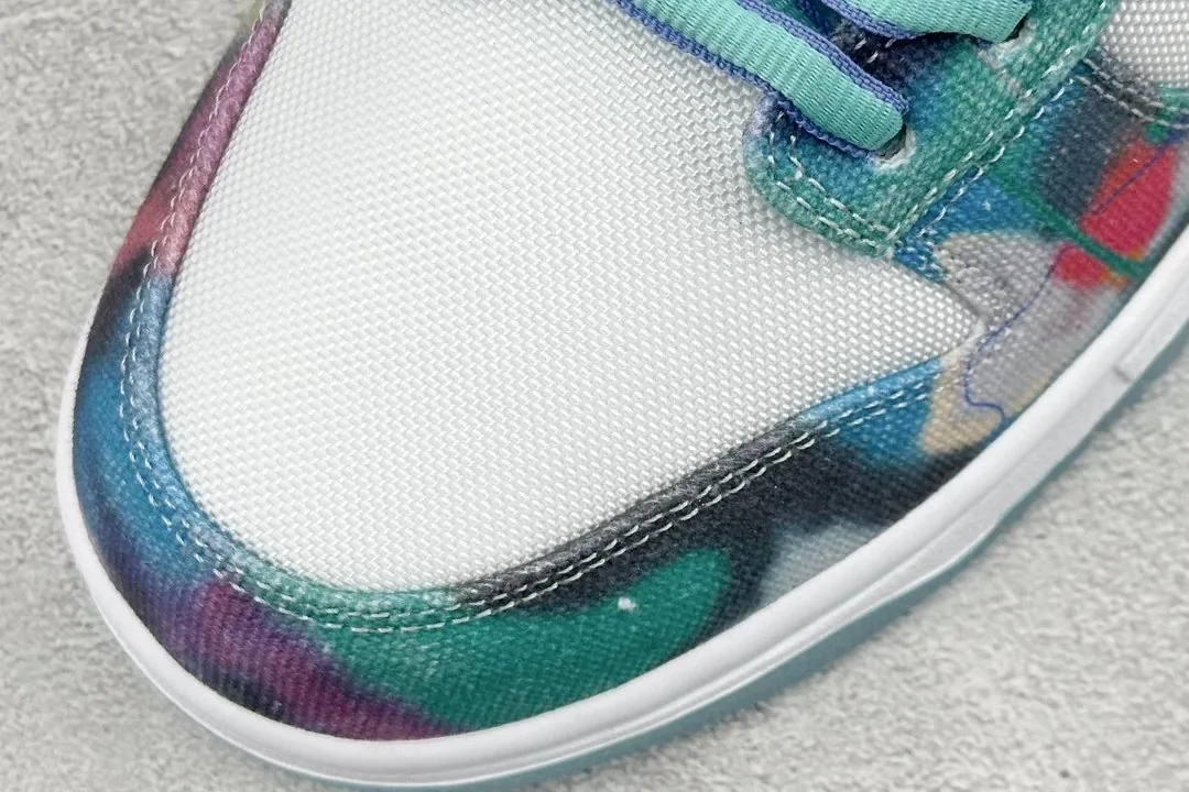 Nike SB Dunk Low Futura Laboratories White Blue Sneakers — photo 7