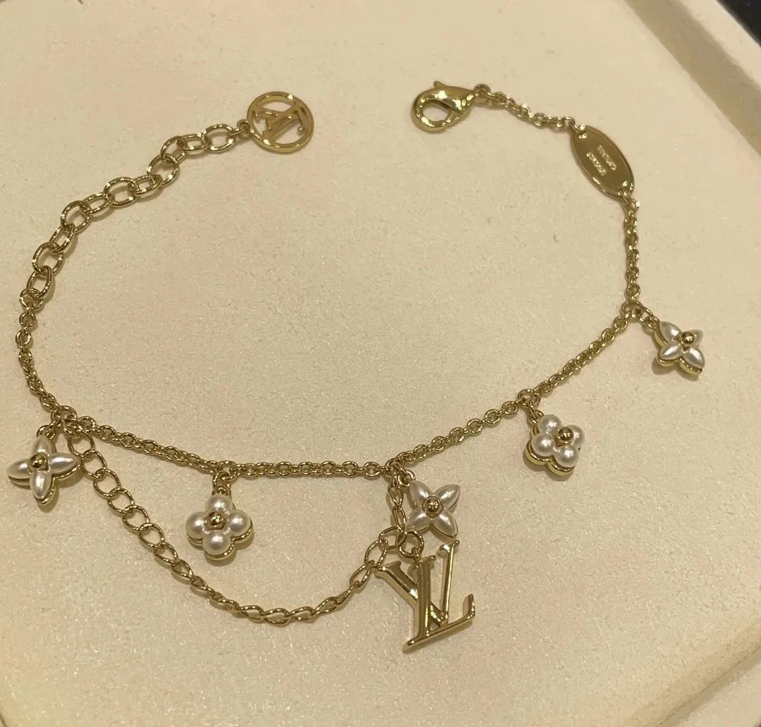 Gold Floral Pearl Bracelet — Photo 6