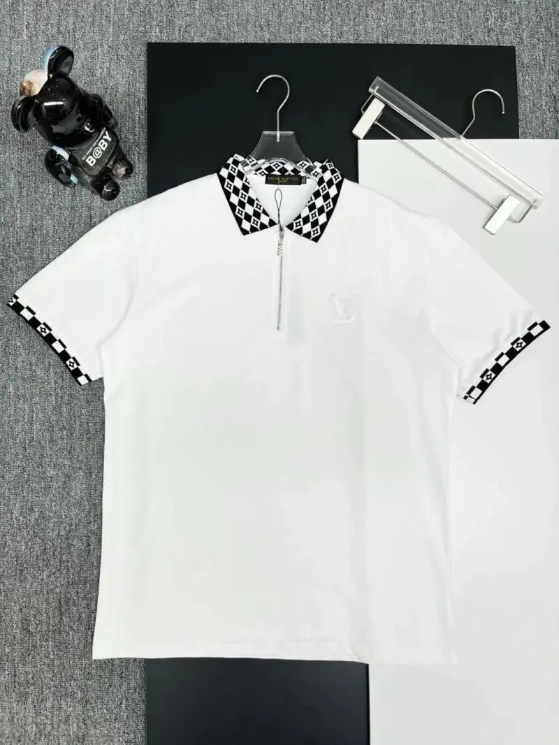 T-Shirt — Photo 4