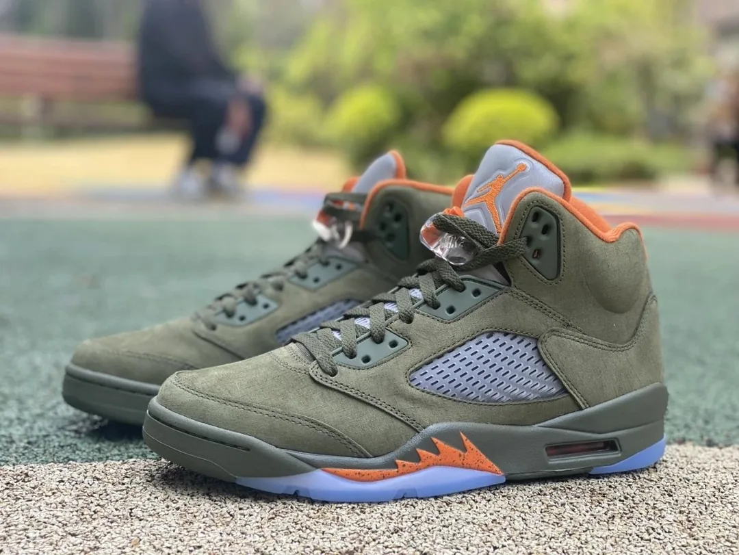 Air Jordan 5 Black White — QC