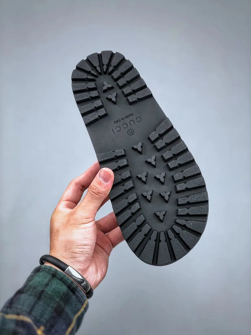 Rubber Web Lug Sole Slides — QC