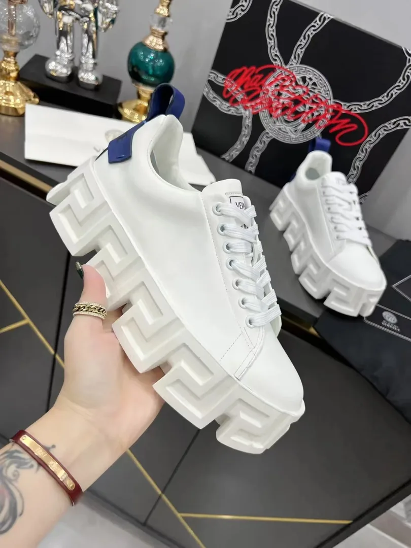 Versace Greca Labyrinth Low-Top