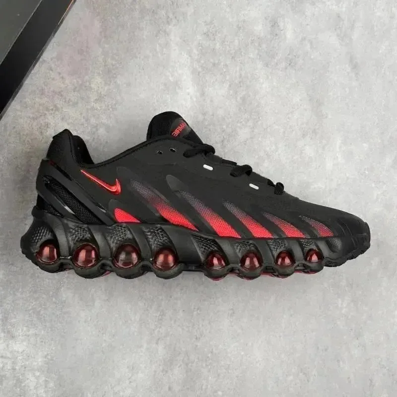 Nike Shox Lace-Up Air-Cushion Runners — Photo 8