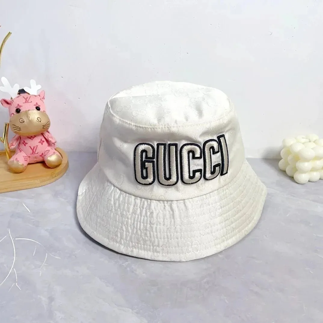 Bucket Hat — QC