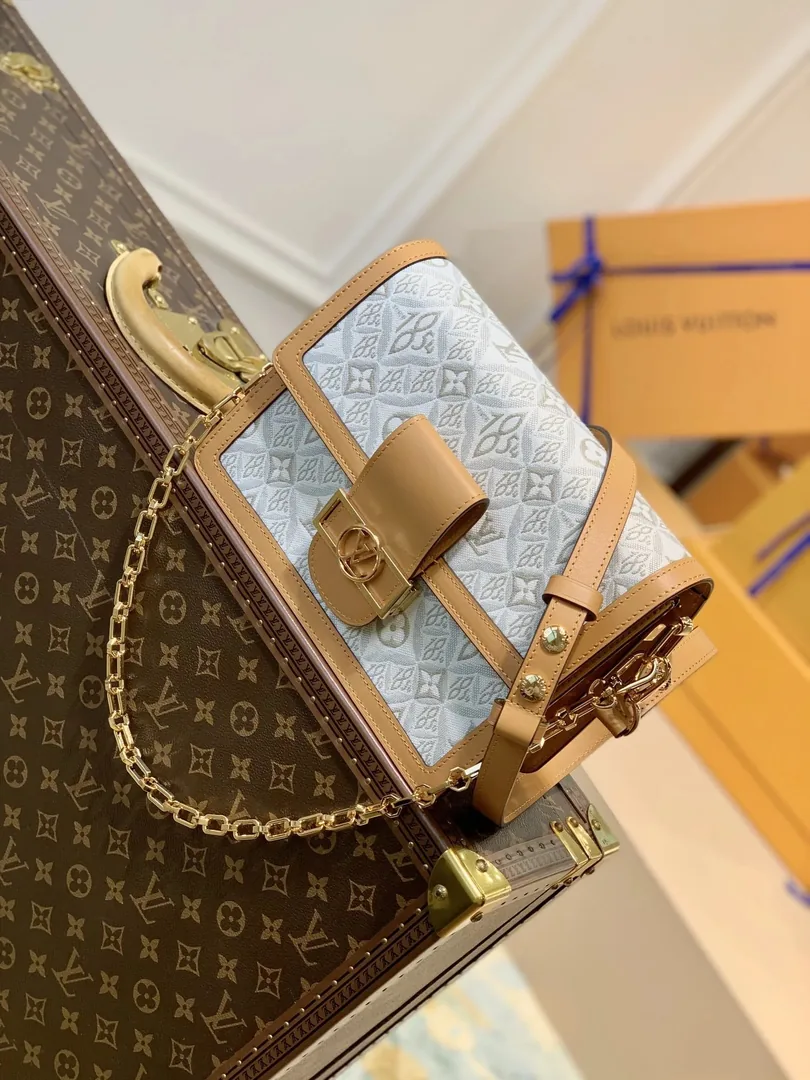Louis Vuitton Dauphine Bag — Photo 15