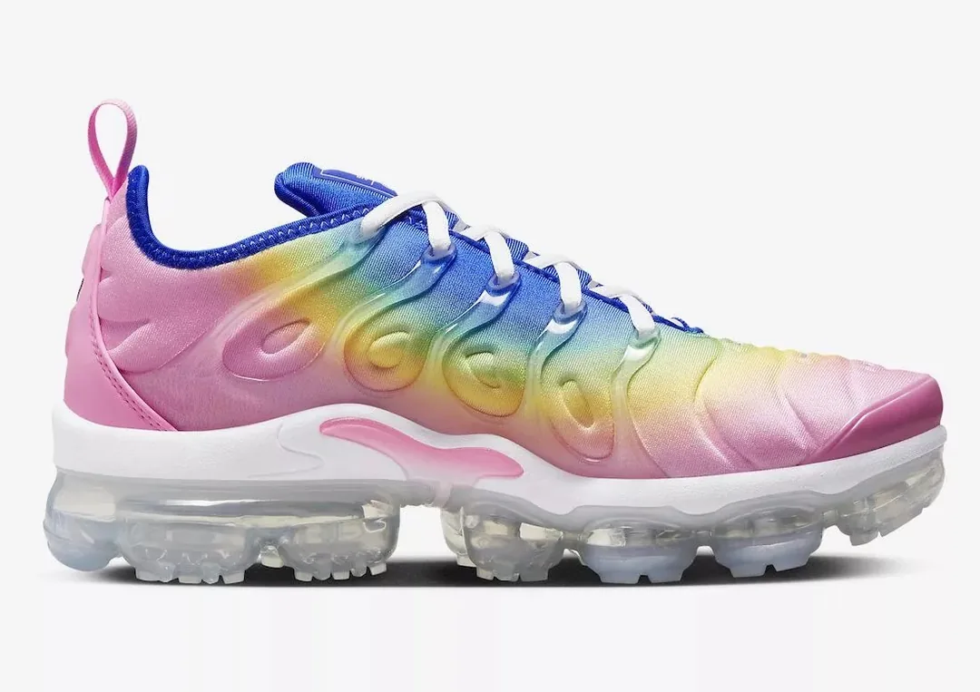 Nike Air VaporMax Plus — Photo 15