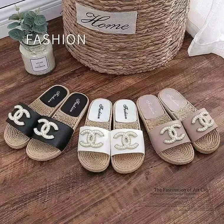 Thick-Sole Home Slides — QC