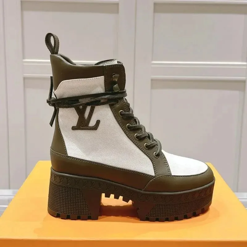 Louis Vuitton Laureate Platform Desert Boot Black Heeled Combat Boots — Photo 7