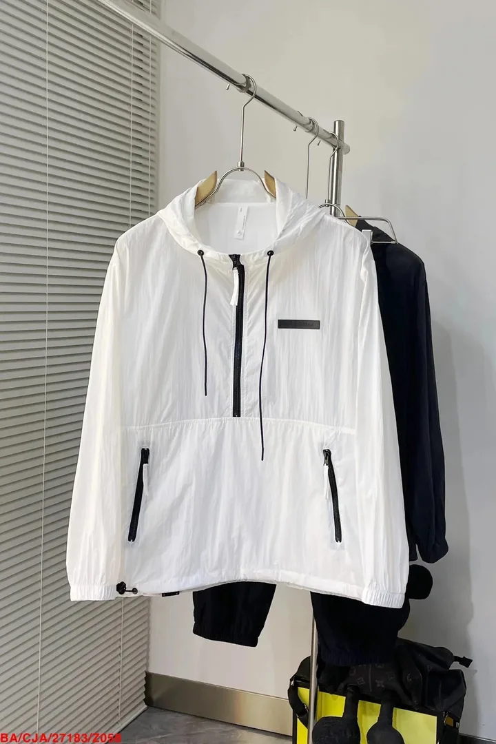 Balenciaga Baby Yoda Print White Hoodie — Photo 4