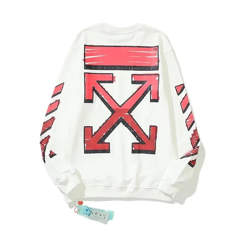 House Brand Apparel Piece — Photo 14