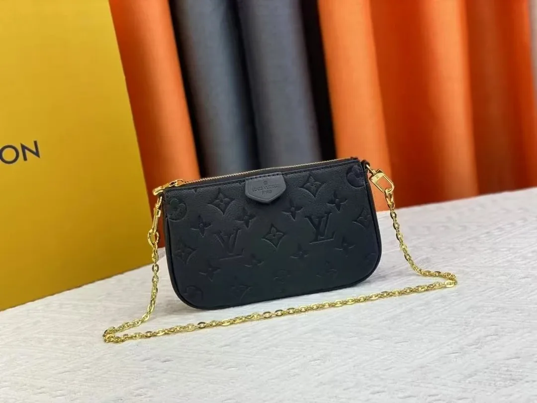 Louis Vuitton Multi Pochette Bag — Photo 6