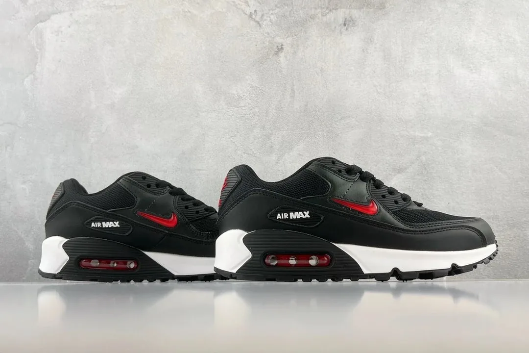 Nike Air Max 90 Jewel — Photo 14