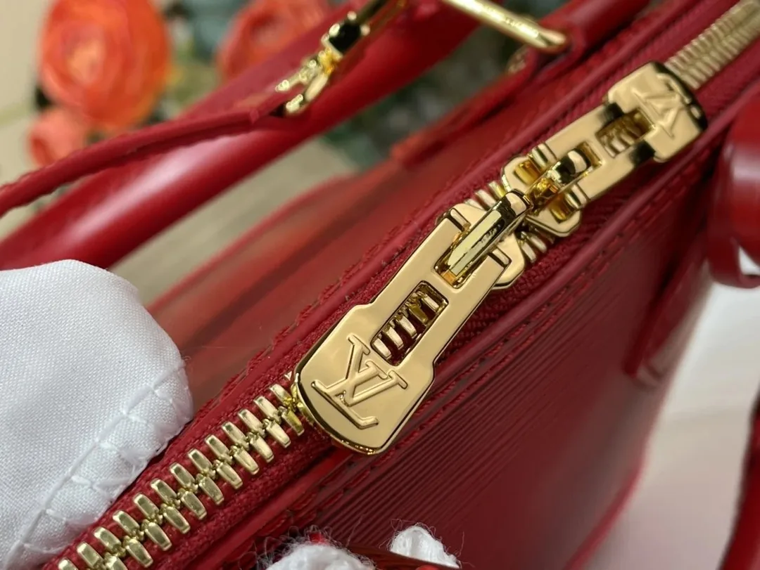 Louis Vuitton Alma BB Handbag — QC