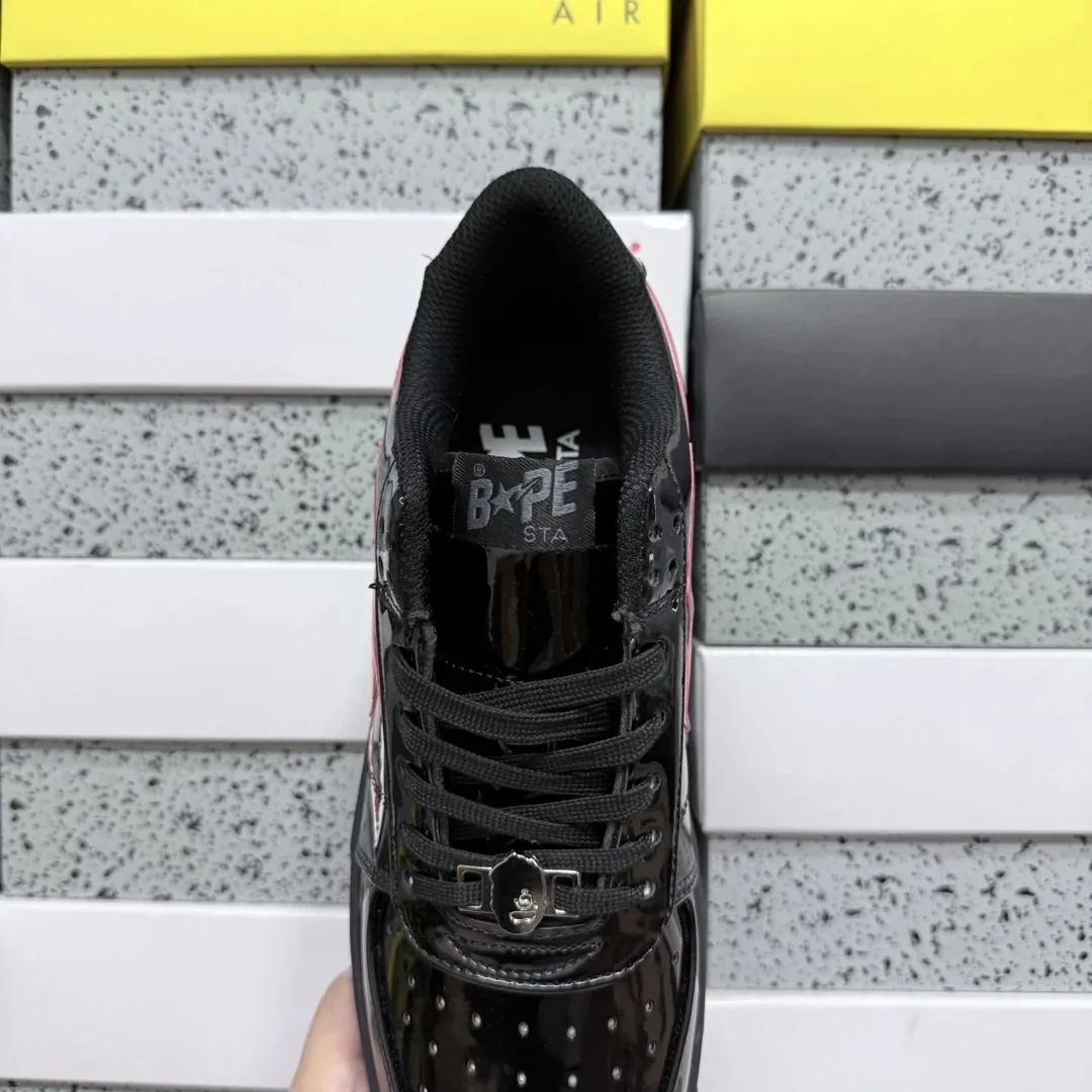 Bape Sta Shark Face Low-Top Sneakers — photo 9