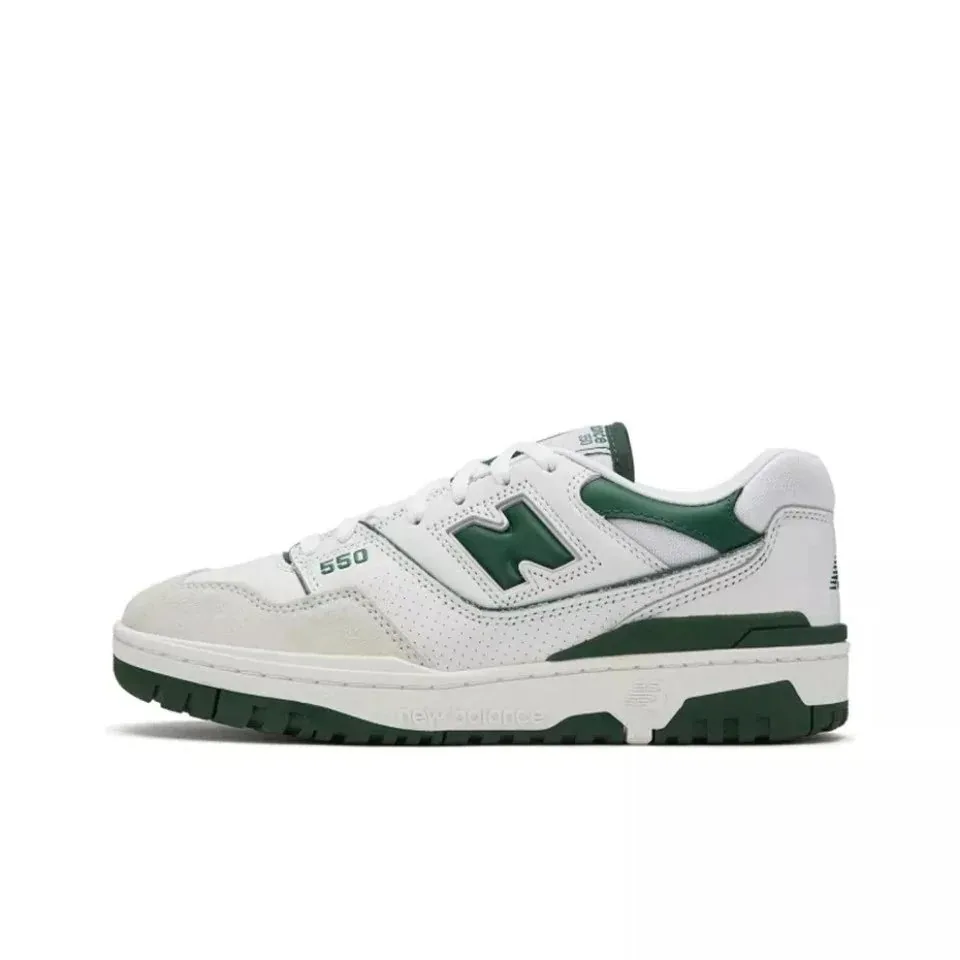 New Balance 550 Trainers — Photo 3