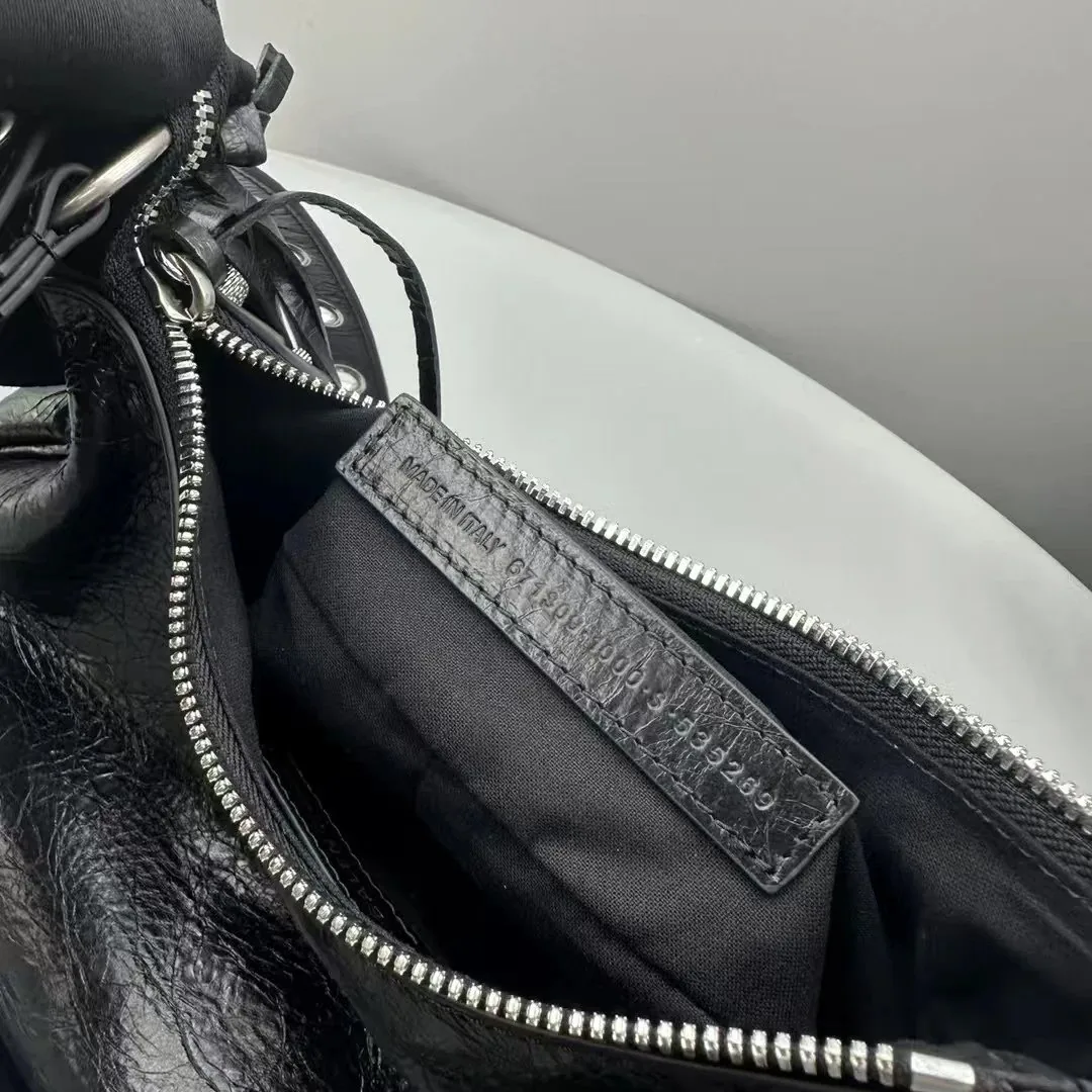 Balenciaga Leather Shoulder Bag — Photo 7
