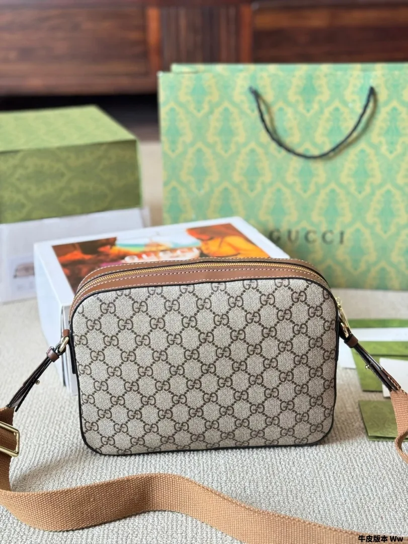 Gucci Messenger Bag — QC