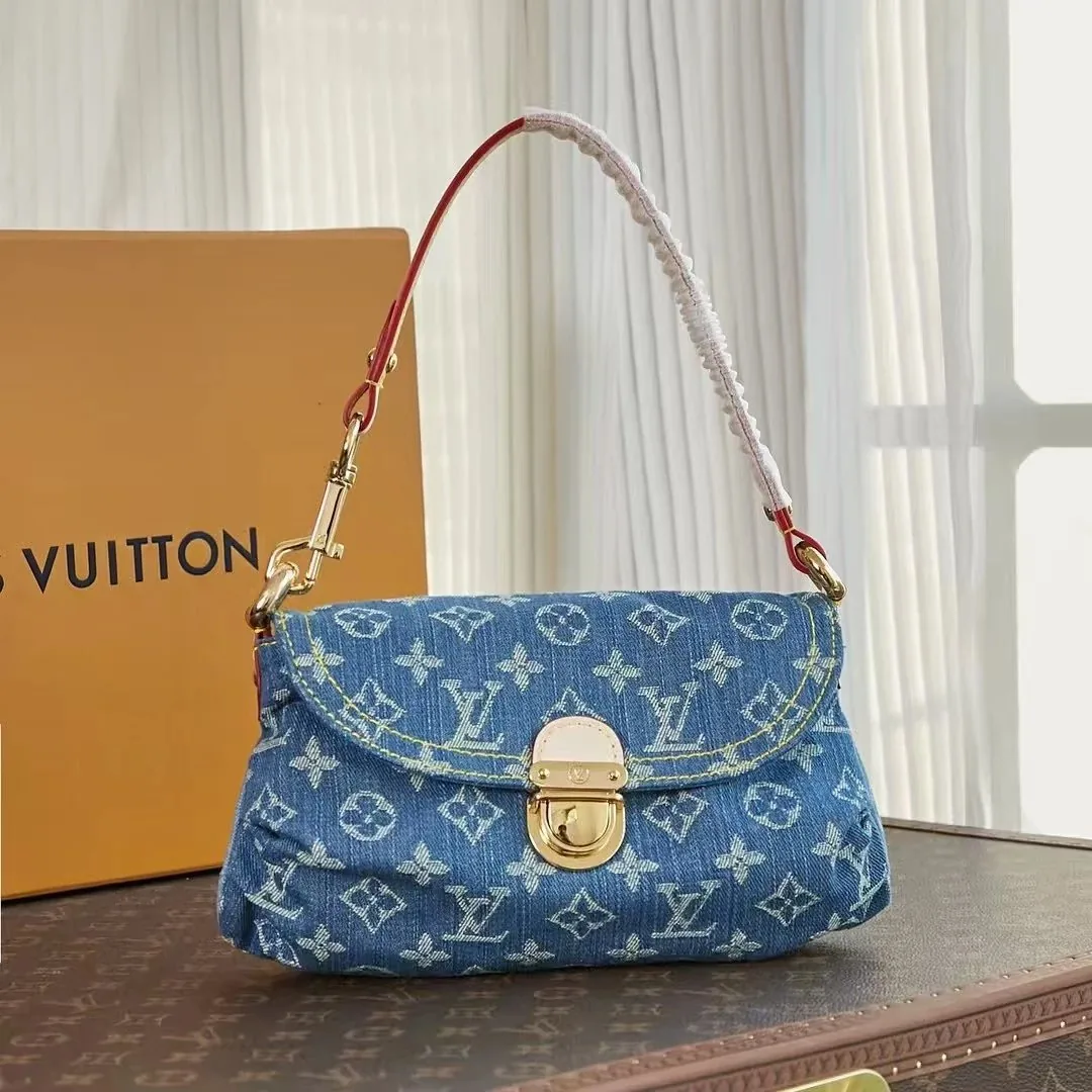 Louis Vuitton Denim Mini Pleaty Bag — Photo 10