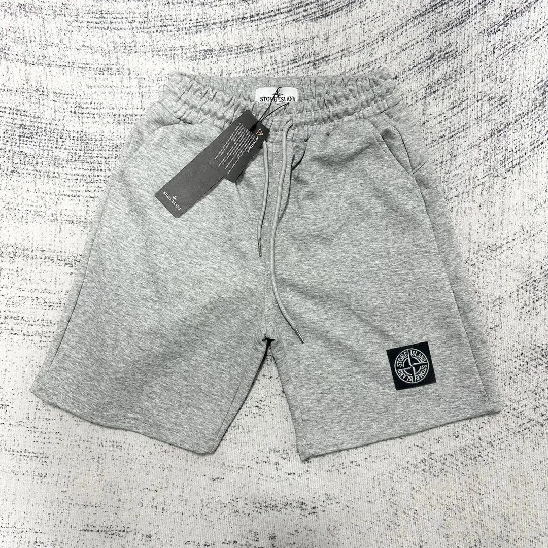 Stone Island Compass Badge Cargo Shorts Collection — Photo 8