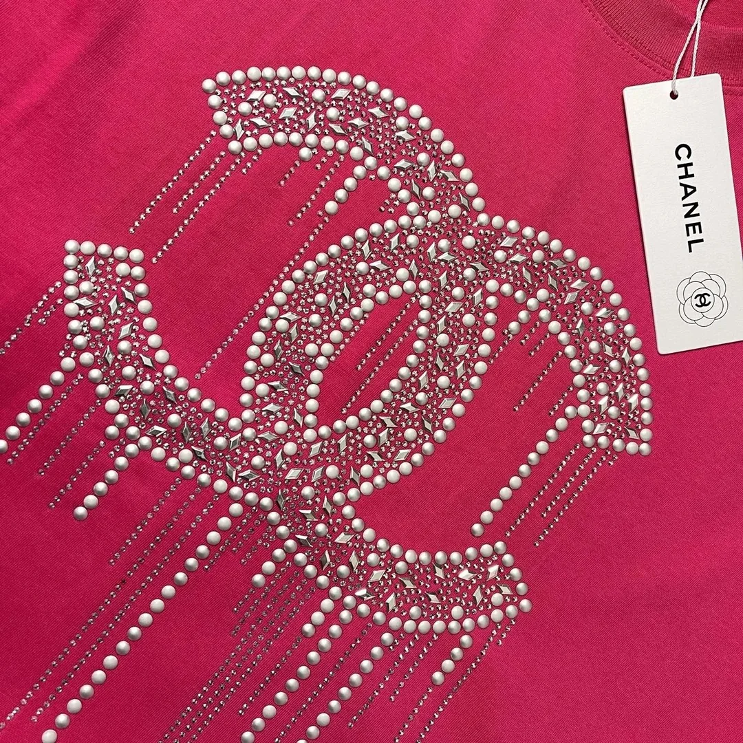 Short-Sleeve Tee — Photo 2