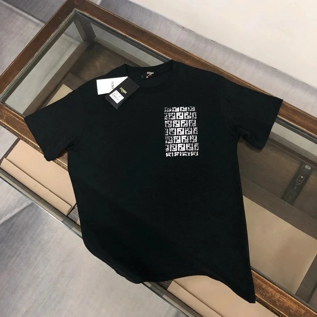 Short-Sleeve Tee — Photo 14