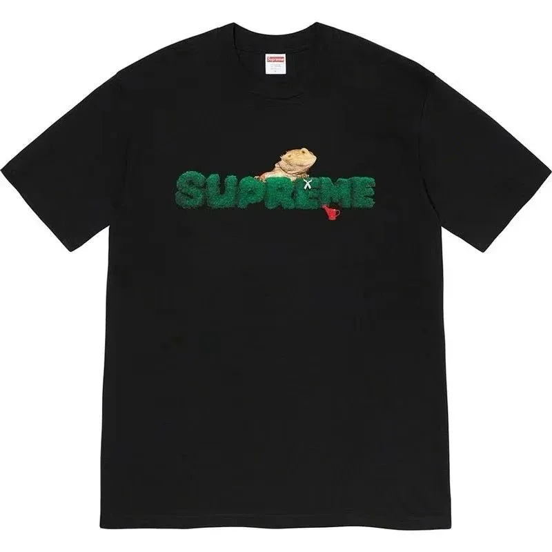 Supreme T Shirt — QC