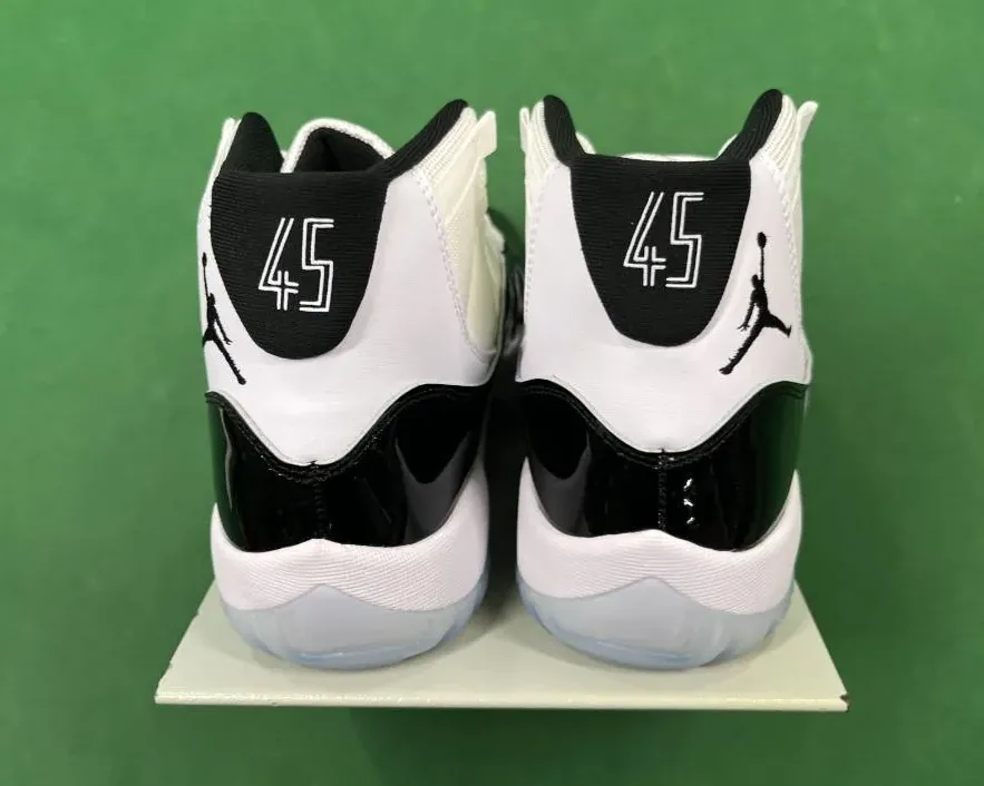Air Jordan 11 Blue Sneakers — QC