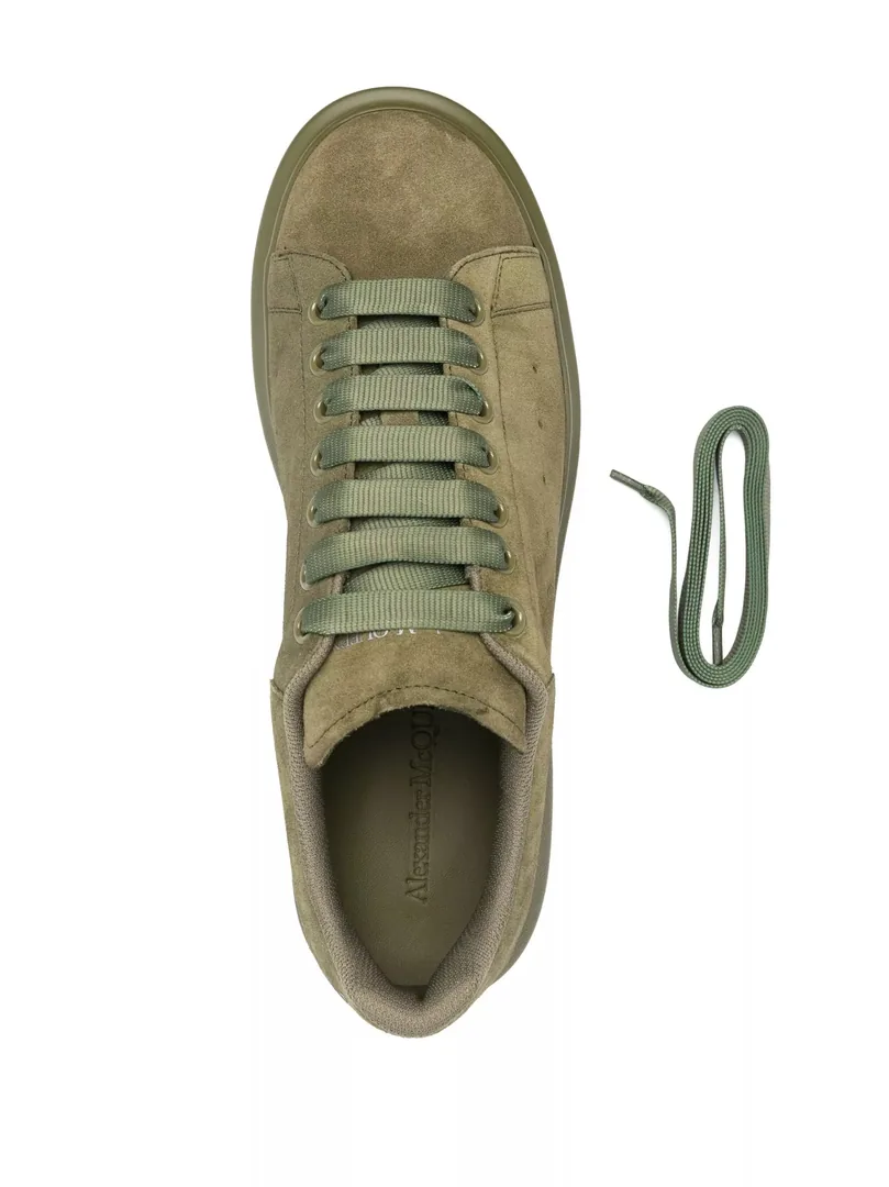 Alexander McQueen Oversized Sneaker White Suede Low-Top Sneakers — Photo 8
