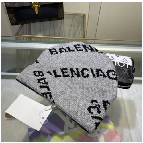 Knit Beanie — Photo 3