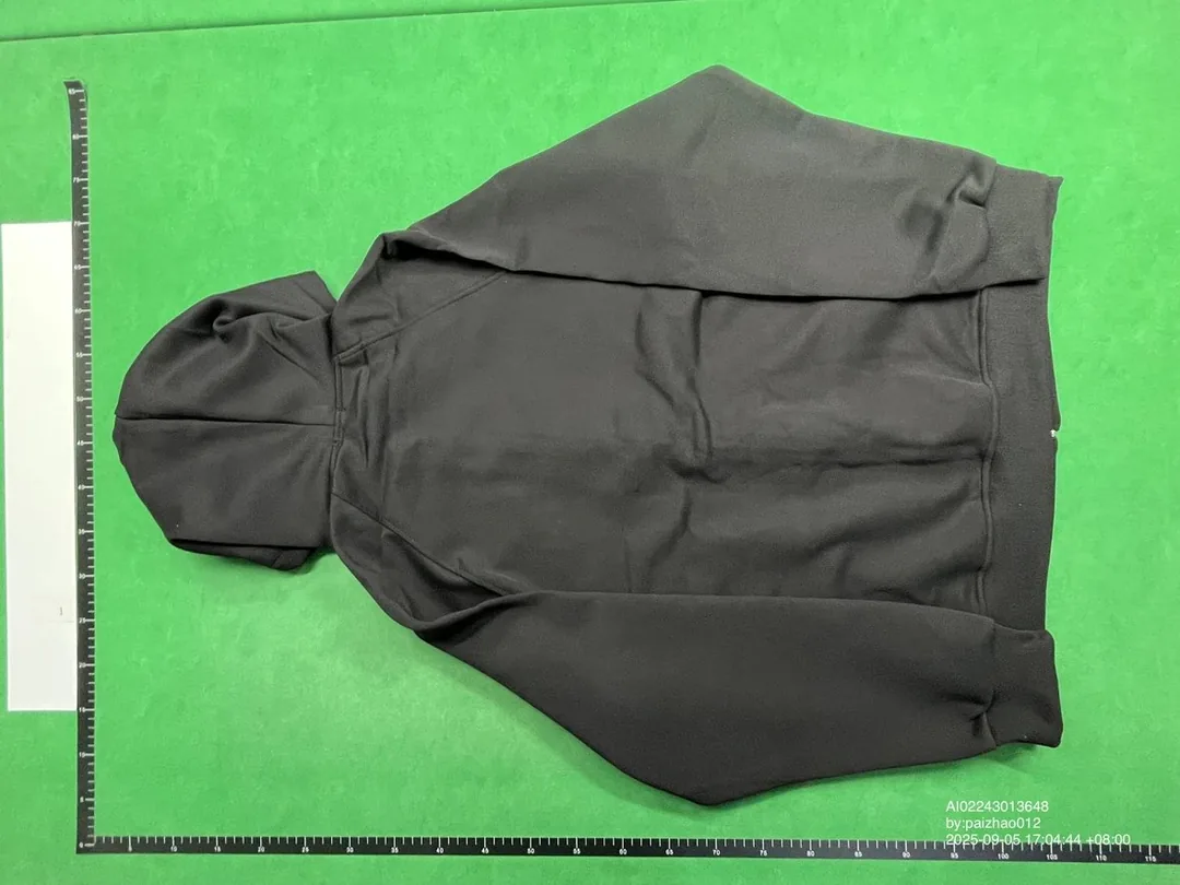 Streetwear Sweatshirt — QC