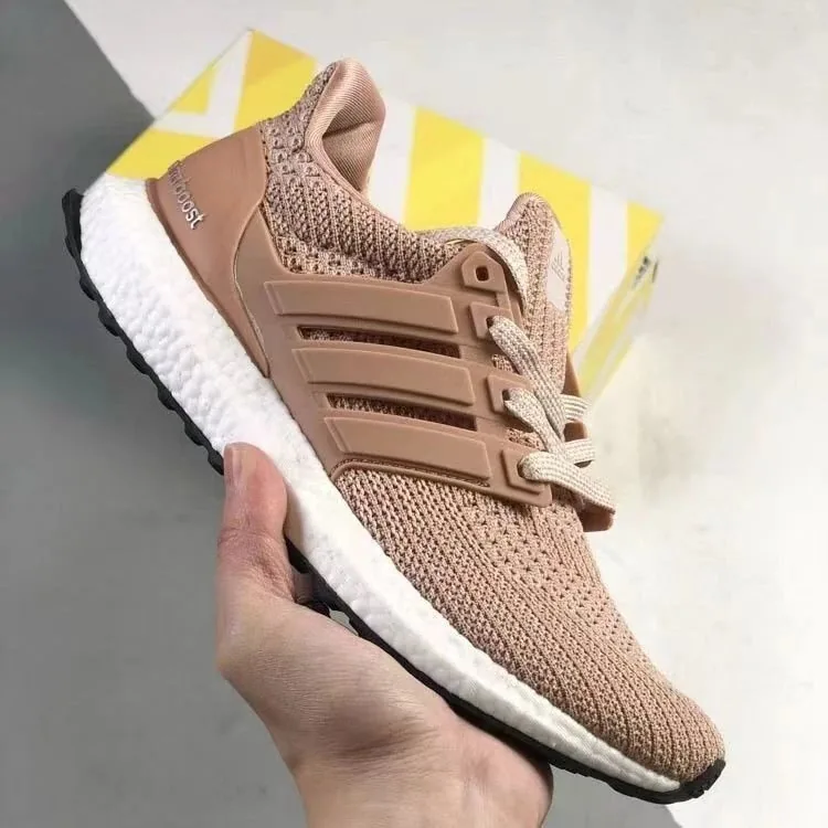 Adidas Ultra Boost 4.0 — Photo 15