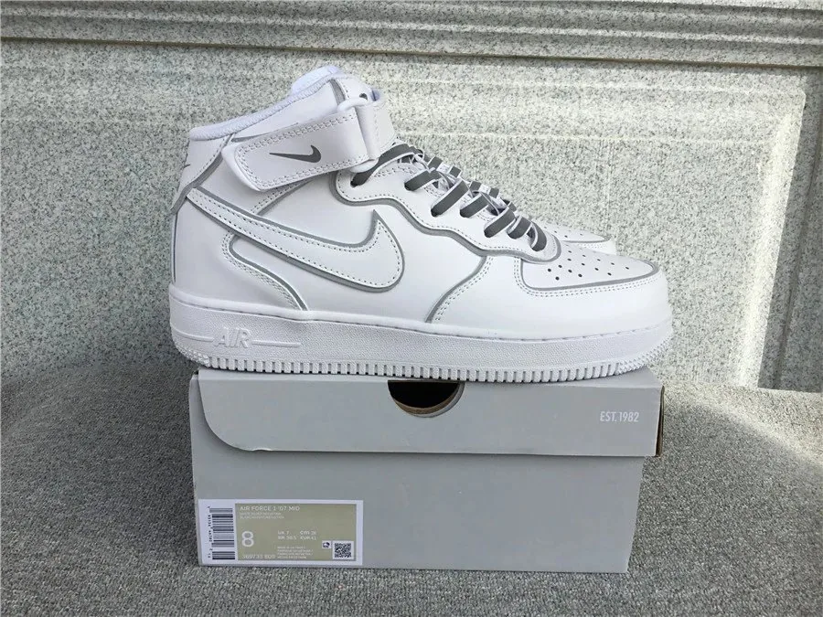 White Black Air Jordan 1 Mid — QC