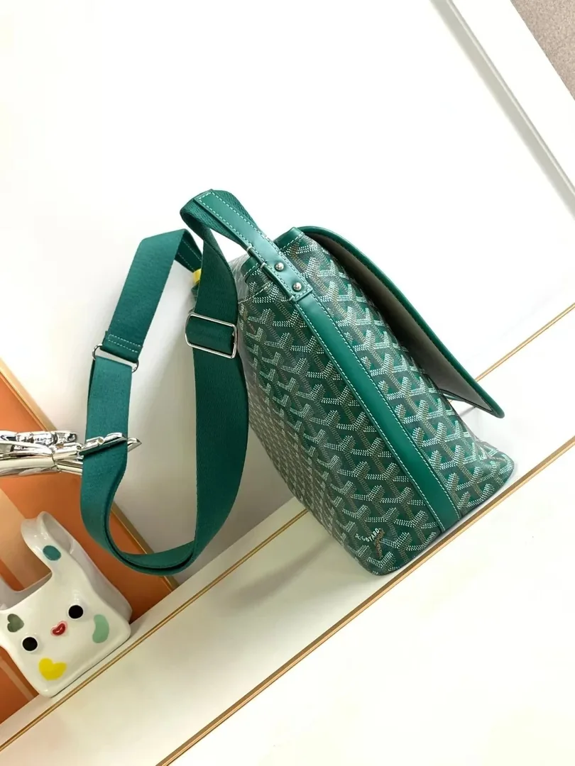 Goyard Handbag — Photo 9