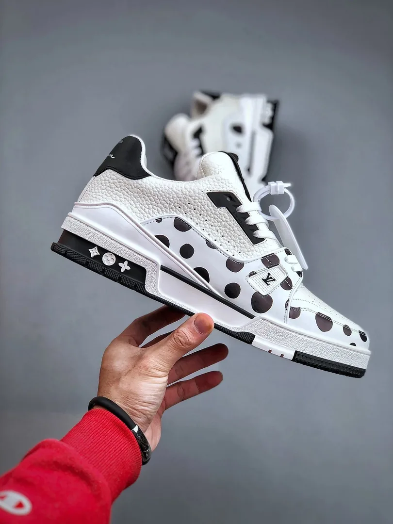 Louis Vuitton LV Trainer Speckled Runway Sneakers — Photo 8