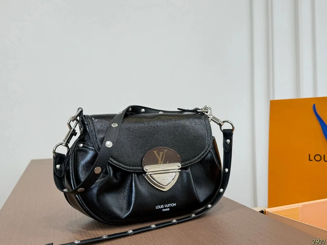 Louis Vuitton Beverly Bag — Zdjęcie 8