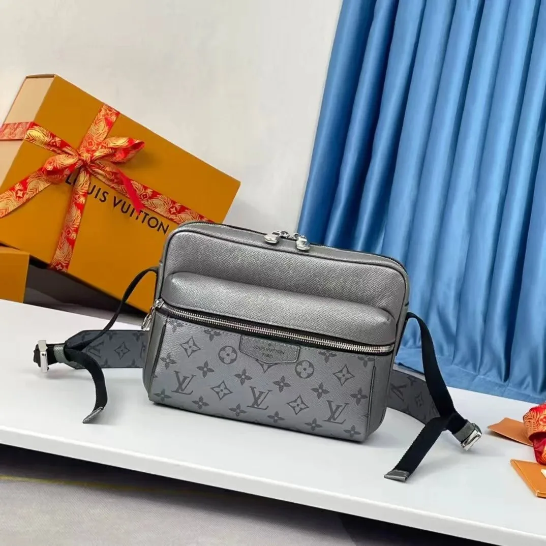 Louis Vuitton Outdoor Messenger Monogram — photo 2