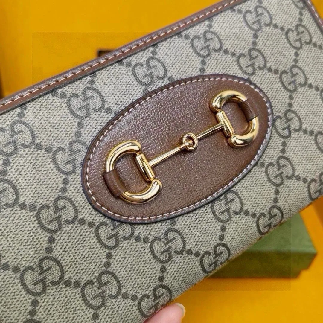 Gucci Leather Wallet — photo 8