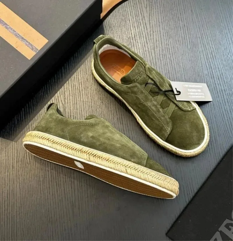Skate Sneakers — QC