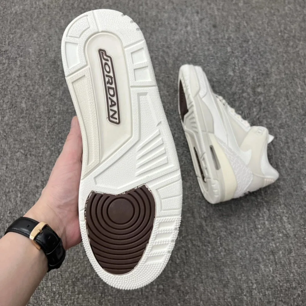 Air Jordan 3 White Reverse Swoosh — QC
