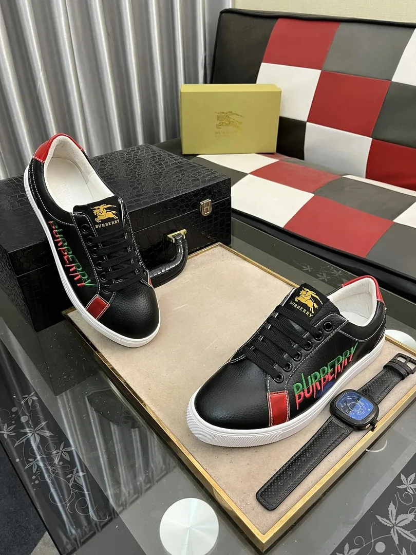 Burberry Balenciaga Skate Shoes — Photo 6