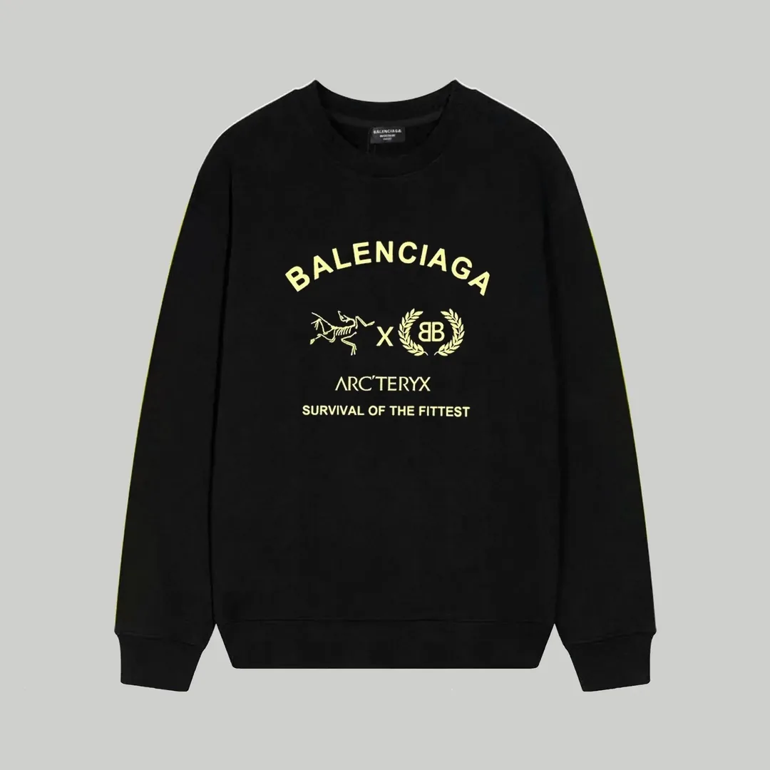 Long-Sleeve Tee — Photo 7