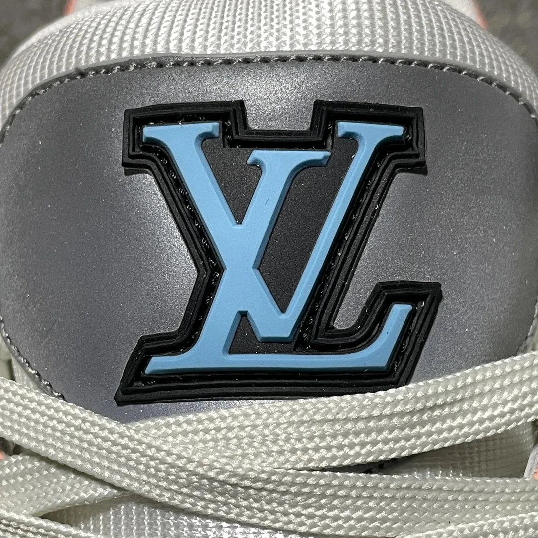 Louis Vuitton LV Trainer Brown Beige Low-Top Trainers — Photo 9