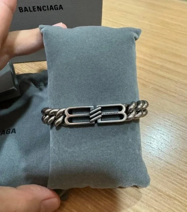 Accessory — QC